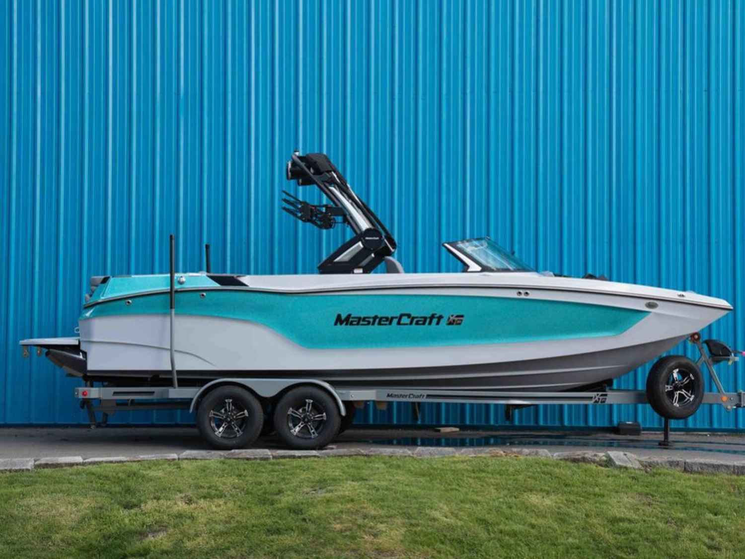 2025 Mastercraft XT24