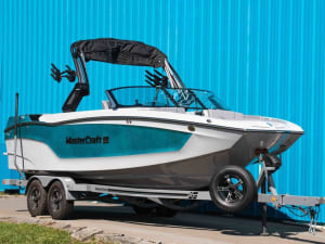 2025-mastercraft-xt24-110938-image1
