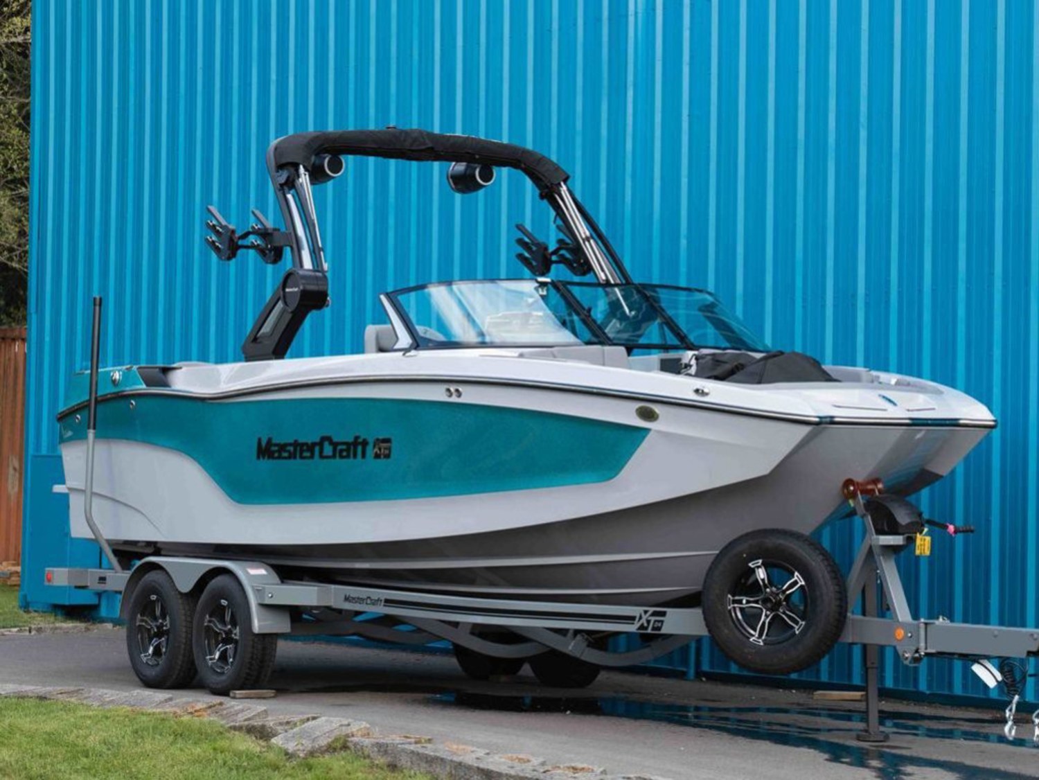 2025 Mastercraft XT24
