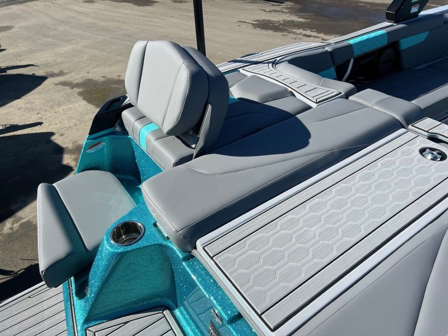 2025 Mastercraft XT24