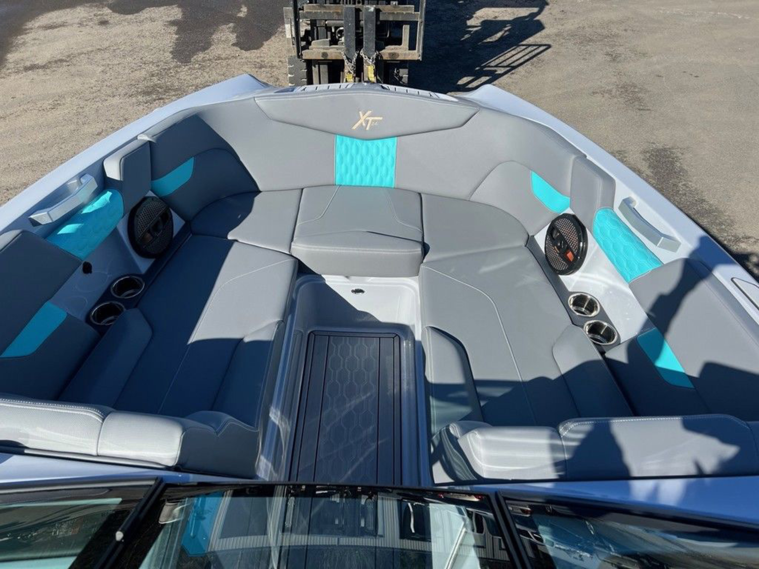 2025 Mastercraft XT24