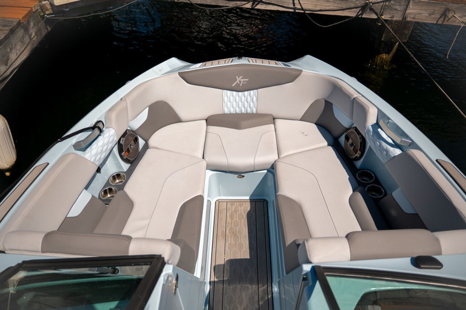 2022 Mastercraft XT24