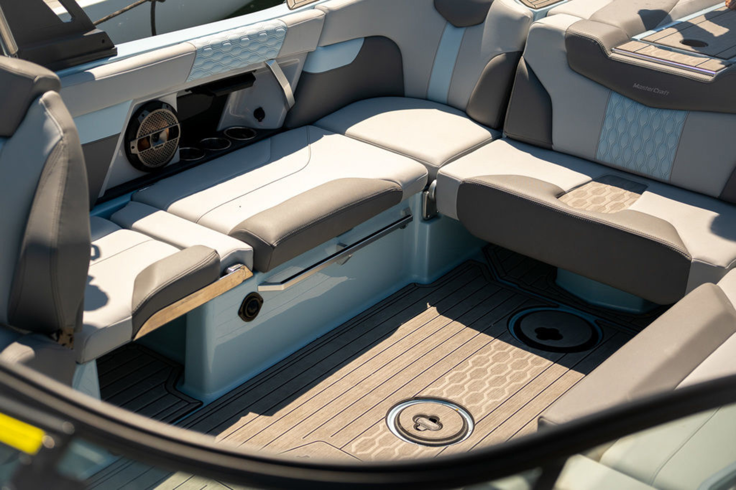 2022 Mastercraft XT24
