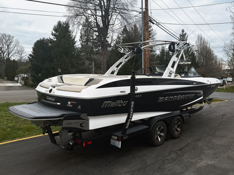 2014 Malibu Boats Wakesetter 24 MXZ for sale in Seattle, Washington