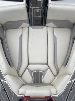 2021 Centurion Boats Ri245 for sale in winchester, Tennessee