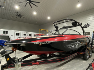 2006 Malibu Boats Wakesetter 23 LSV for sale in Perry, Missouri