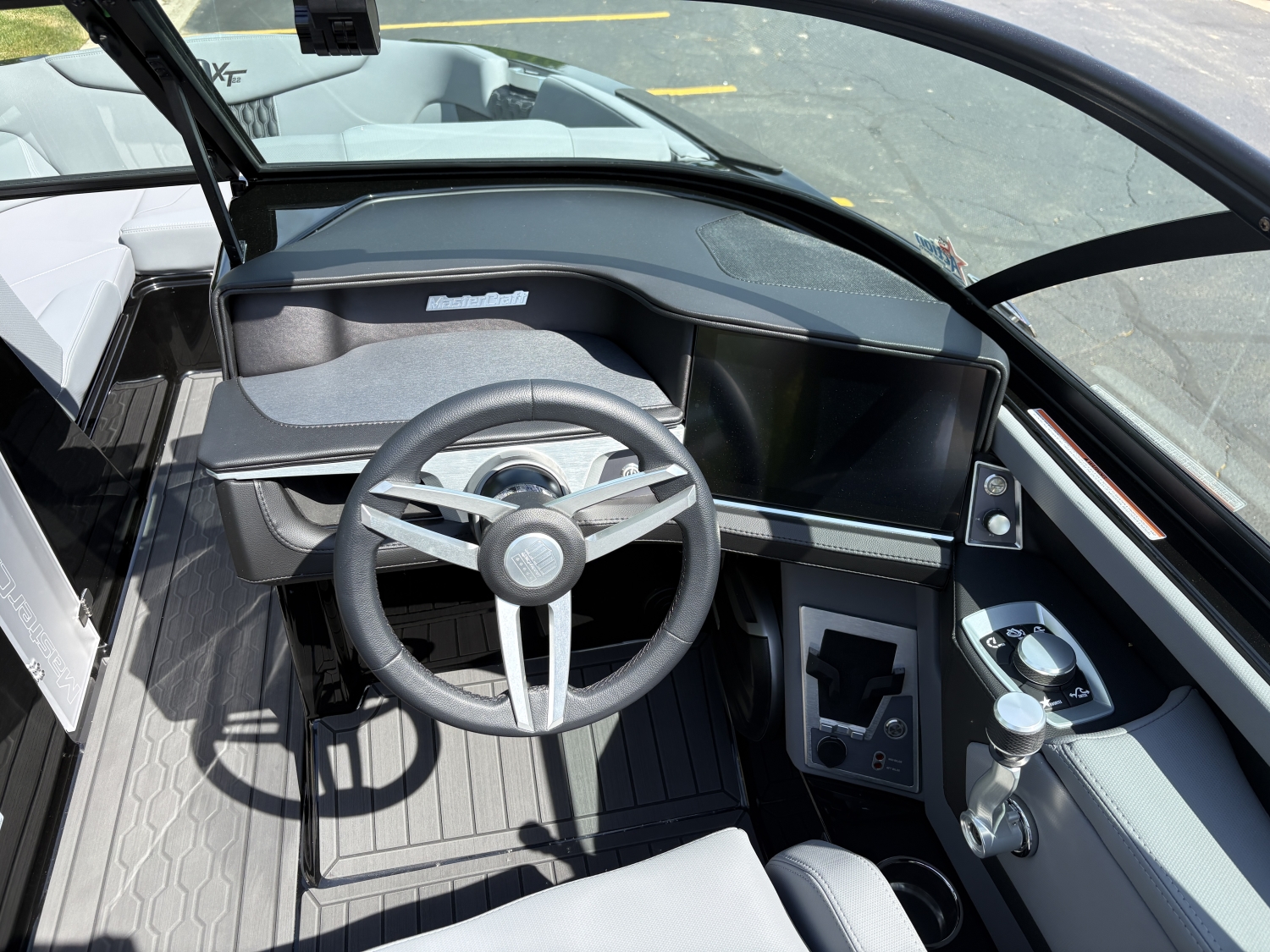 2026 MasterCraft XT22