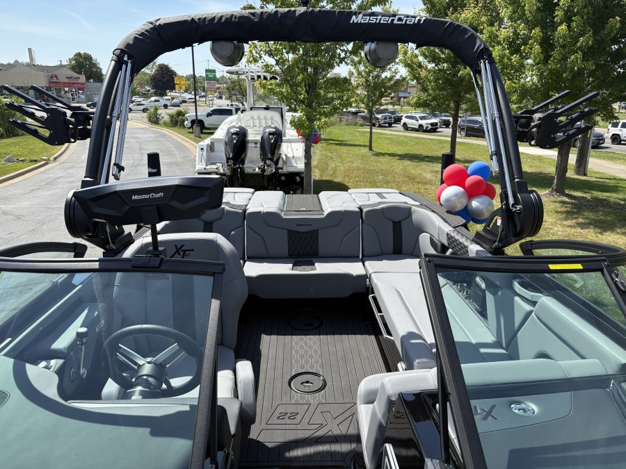 2026-mastercraft-xt22-125500-image16