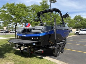 2026-mastercraft-xt22-125500-image4