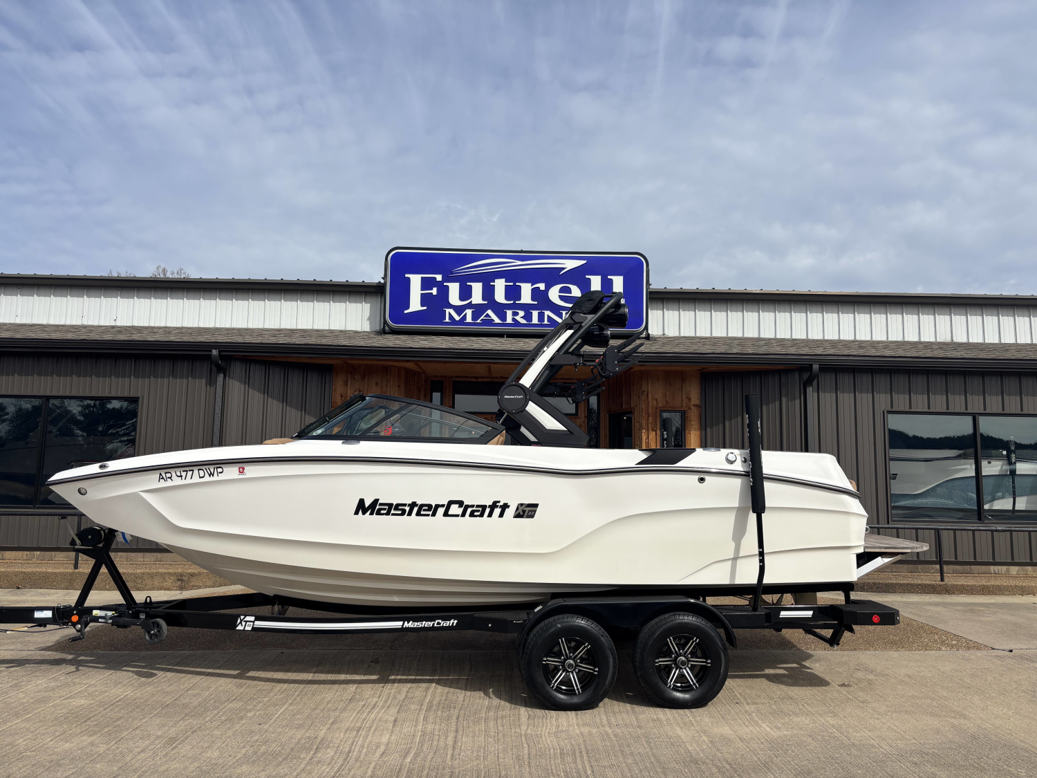2022 MasterCraft XT22