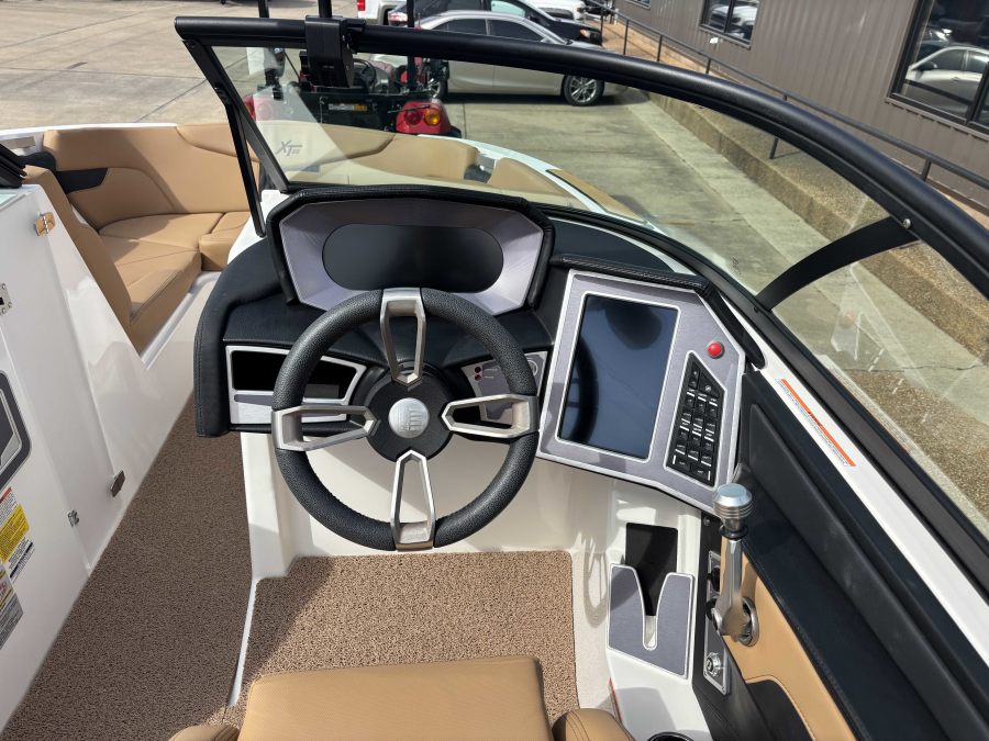 2022 Mastercraft Boats XT22 for sale in , 