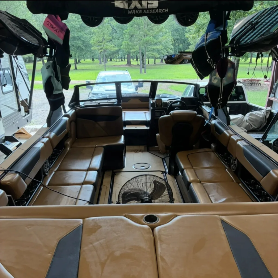 2022 Axis Boats A24 for sale in Waldron, Arkansas