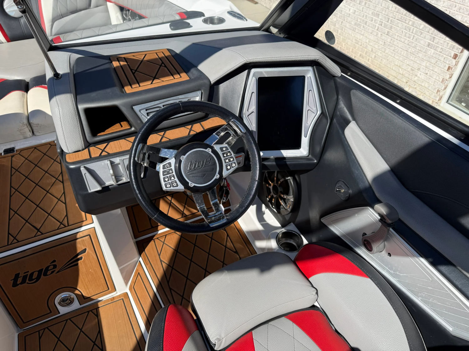 2018 Tige RZX3
