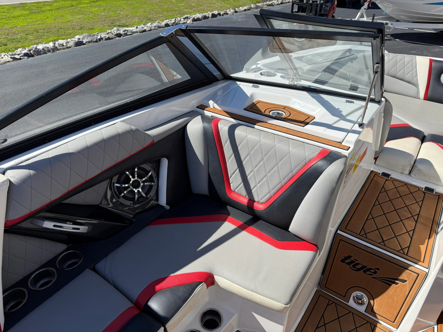 2018 Tige RZX3