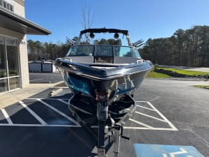 2018-mastercraft-xt25-126642-image2