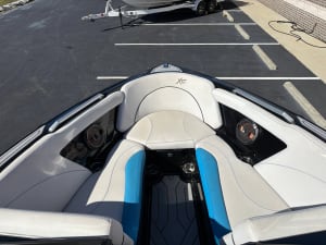 2018-mastercraft-xt25-126642-image9