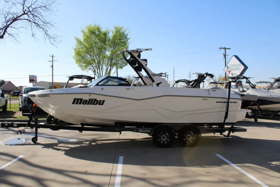 2023 Malibu Boats Wakesetter 25 LSV for sale in Dallas, Texas