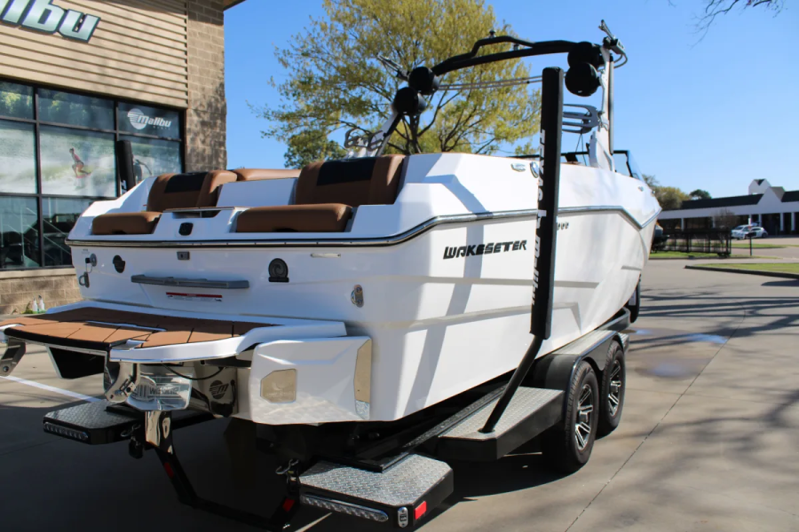2023 Malibu Boats Wakesetter 25 LSV for sale in Dallas, Texas