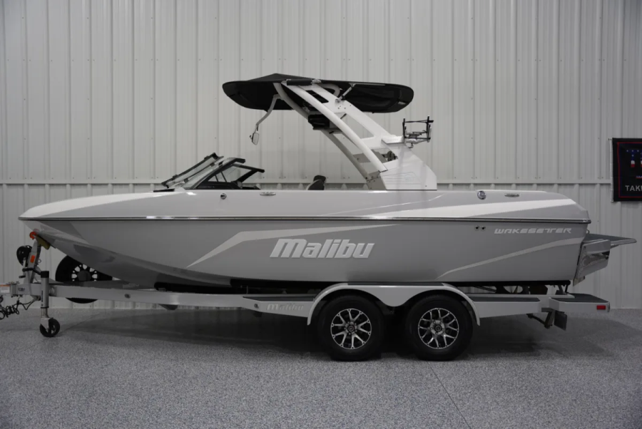 2020 Malibu Boats Wakesetter VLX for sale in Broomfield, Colorado