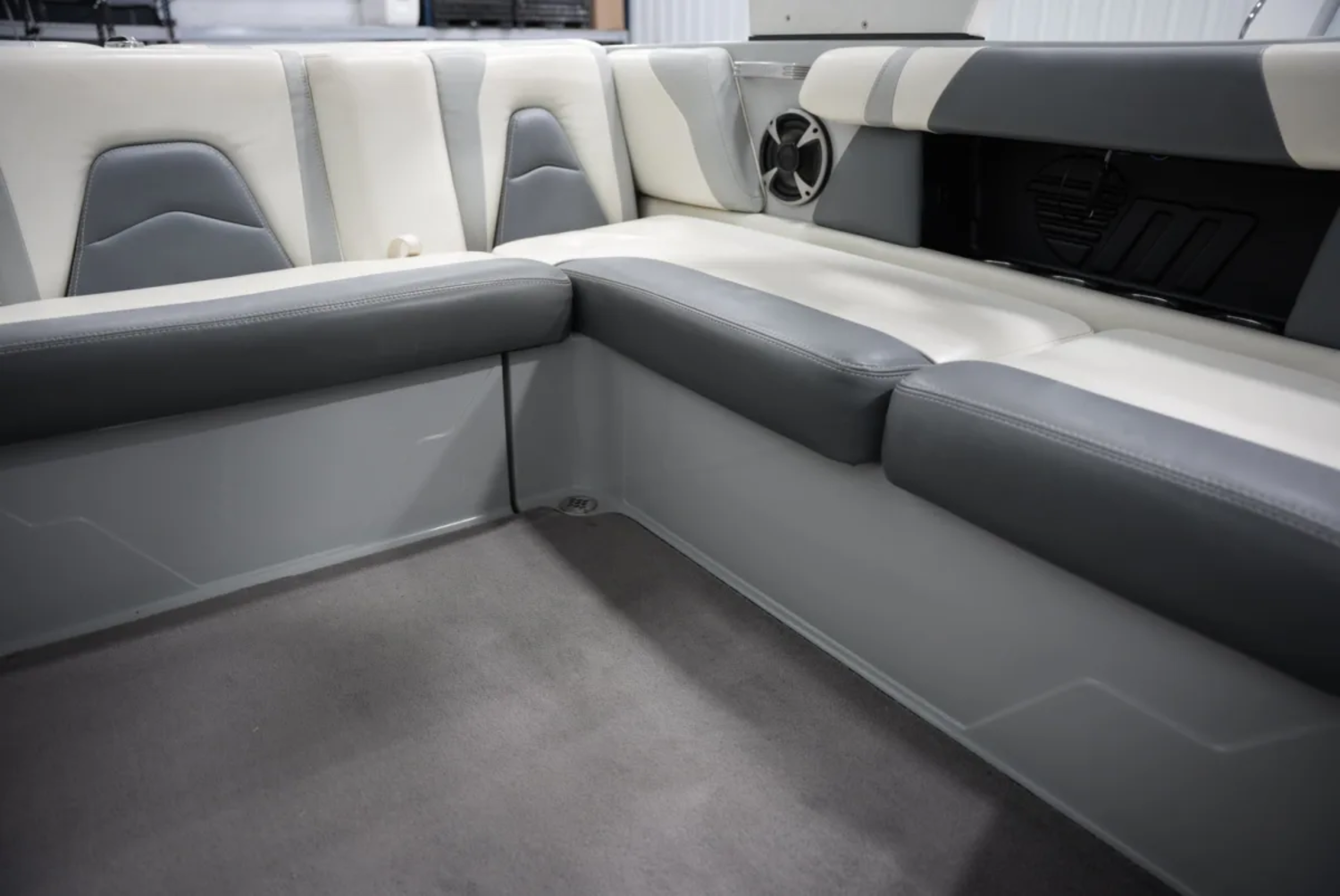 2020 Malibu Boats Wakesetter VLX for sale in Broomfield, Colorado