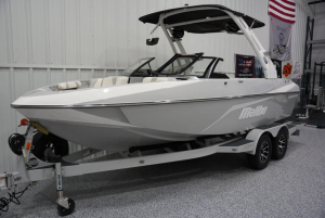 2020 Malibu Boats Wakesetter VLX for sale in Broomfield, Colorado