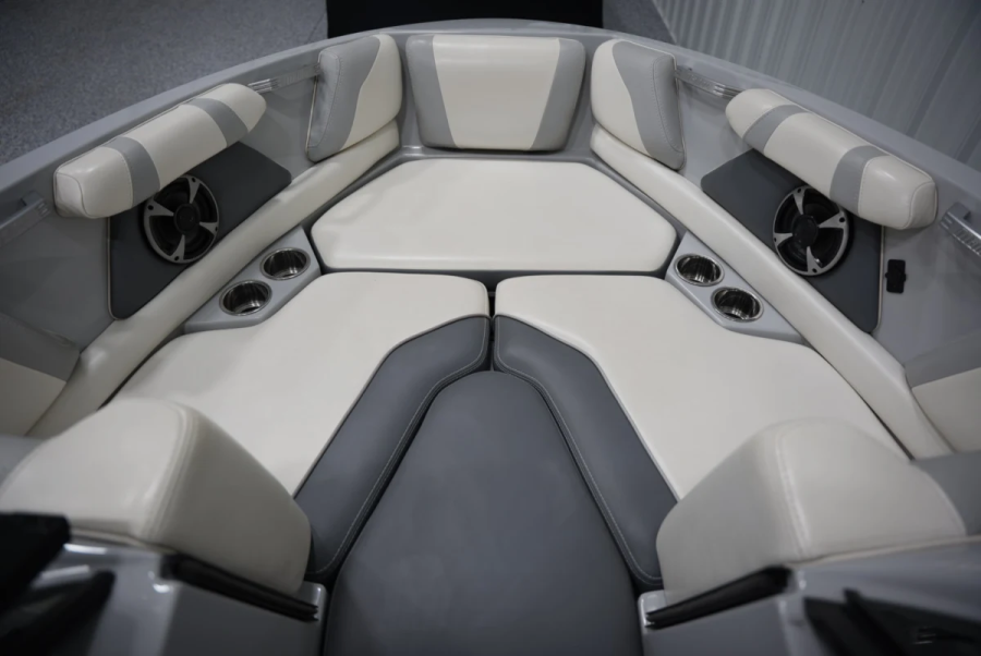 2020 Malibu Boats Wakesetter VLX for sale in Broomfield, Colorado