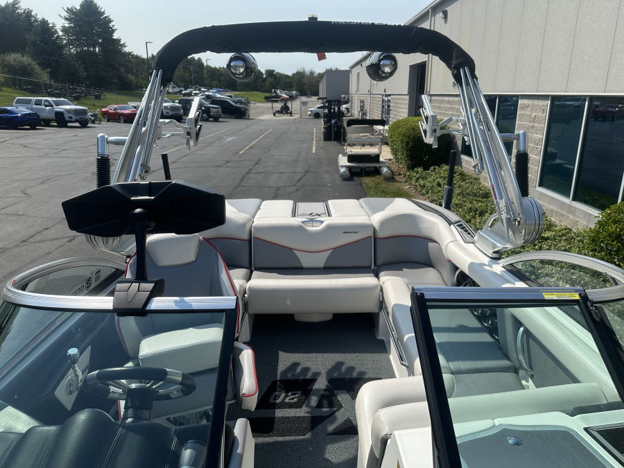 2017 Mastercraft Boats XT20 for sale in Fenton, Michigan