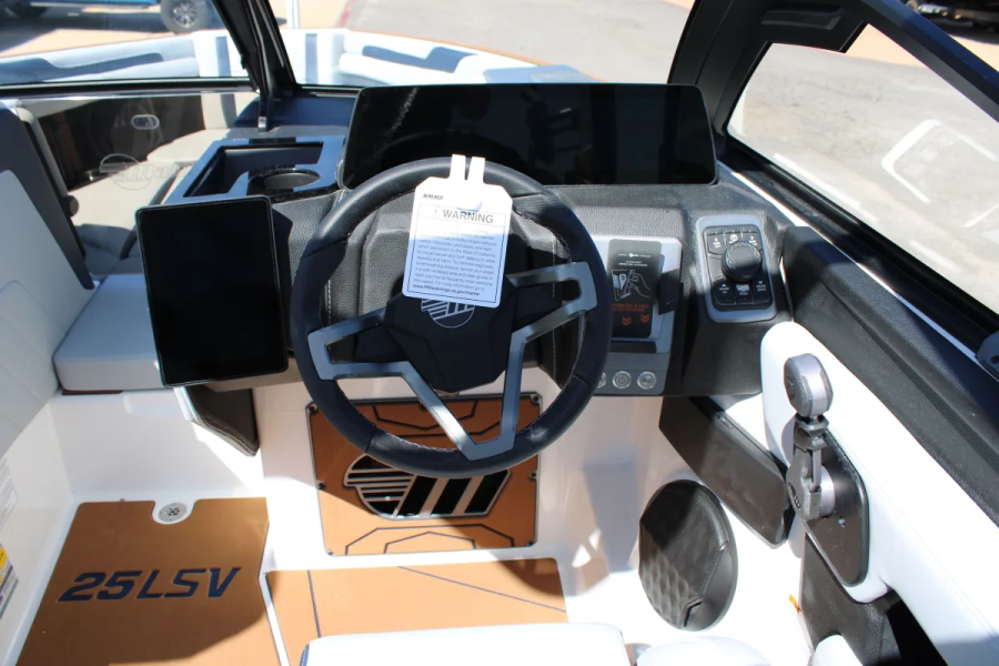 2026 Malibu Boats Wakesetter 25 LSV for sale in Austin, Texas