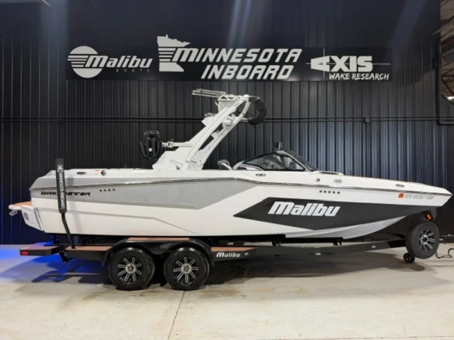 2024-malibu--wakesetter-23-mxz-126754-image0_171344.webp