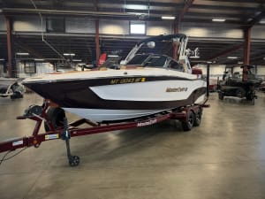 2022-mastercraft-xt23-126883-image4