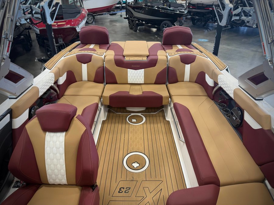 2022-mastercraft-xt23-126883-image7