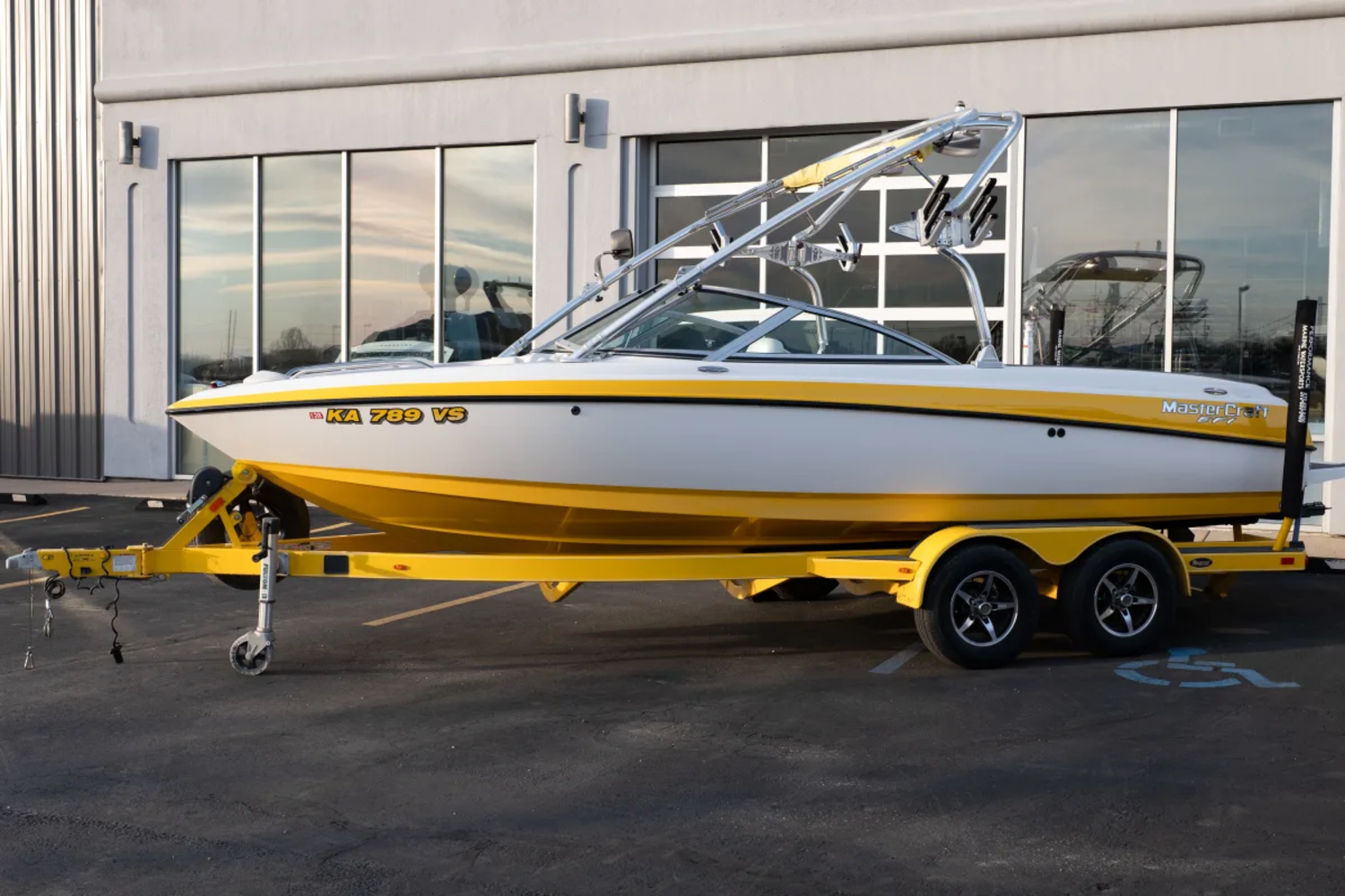 2005 MASTERCRAFT X10 PERFECT CONDITION 