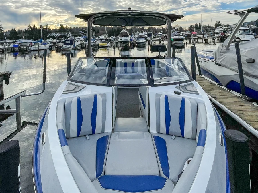 2023-malibu-wakesetter-22-lsv-126828-image13