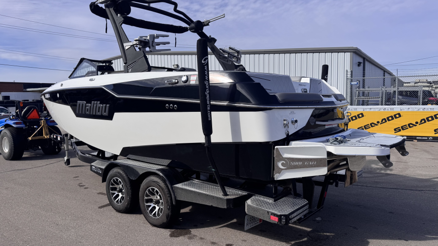 2022 Malibu Boats M220 for sale in , 