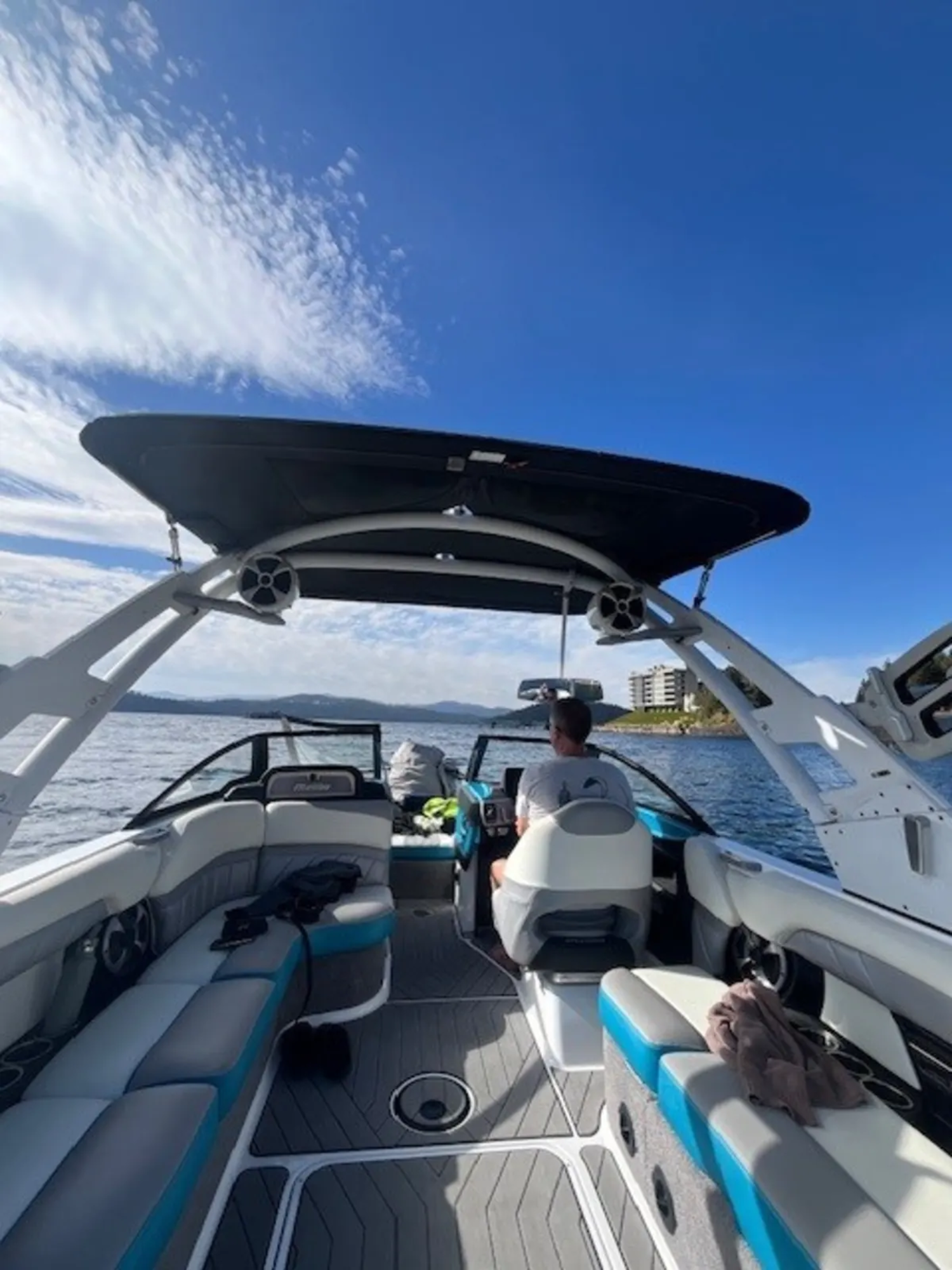 2017 Malibu Wakesetter 25 LSV