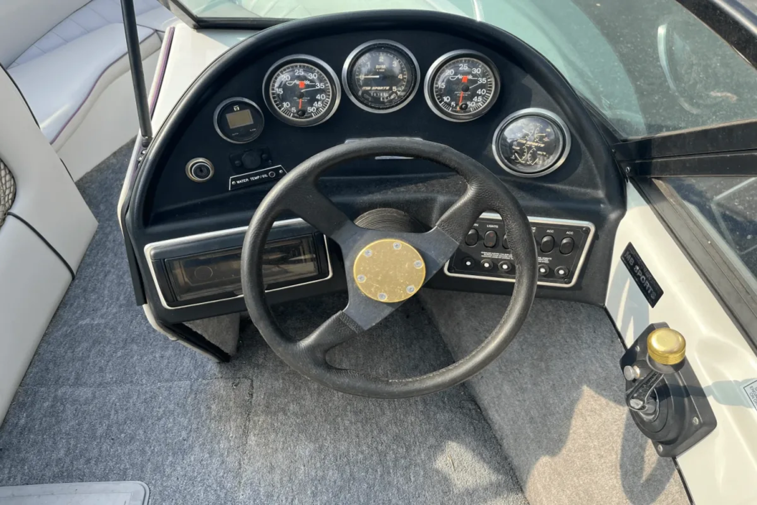 1997 Mb Sport BOSS 210 MB - 214571