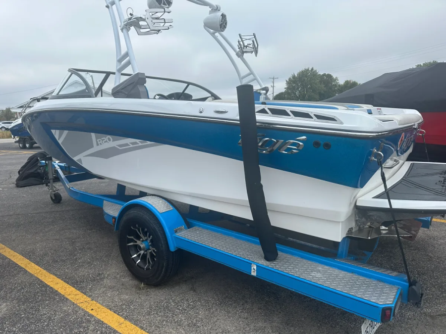 2016 Tige Boats R20 for sale in Oshkosh, Wisconsin