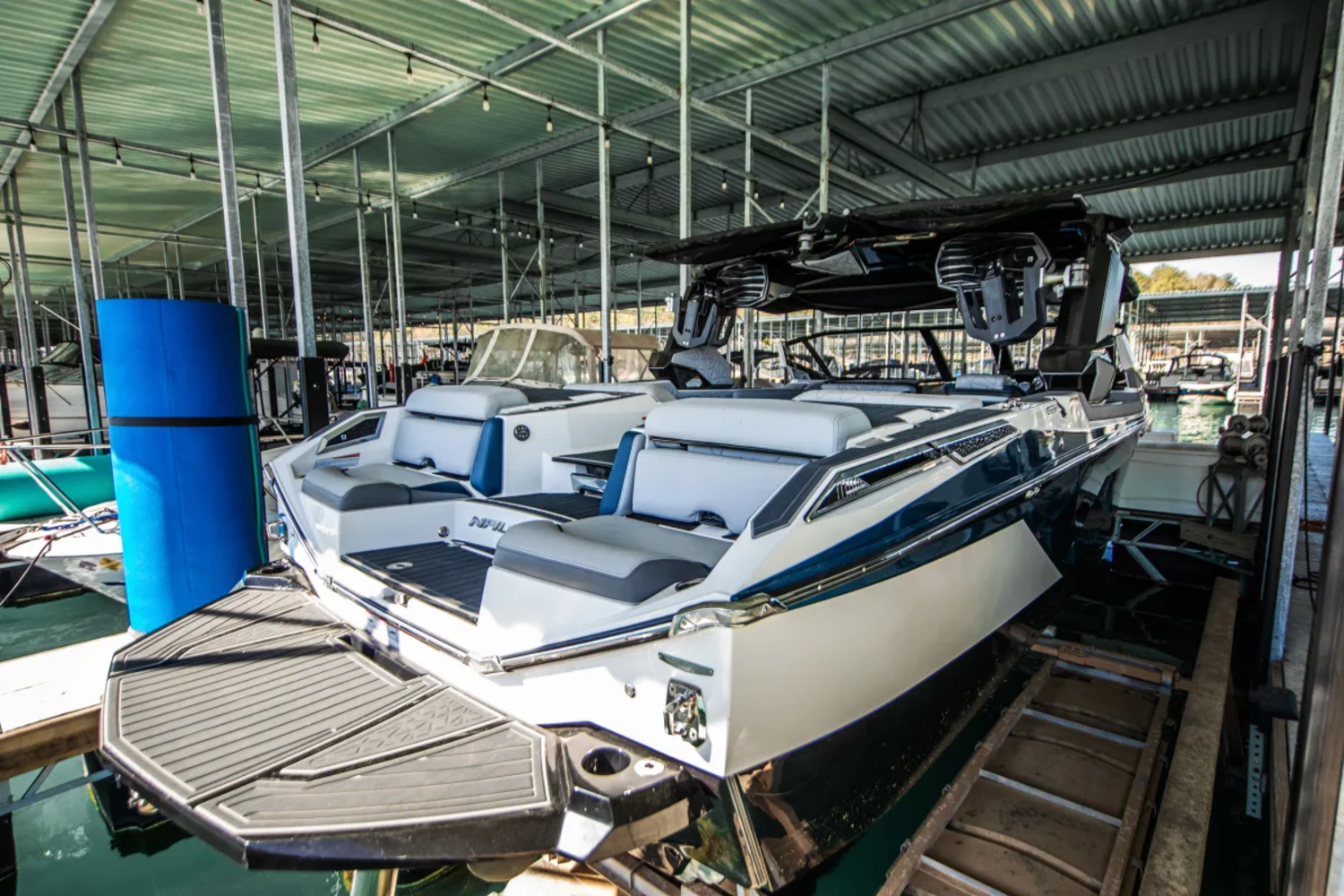 2022 Nautique G23 Paragon with trailer