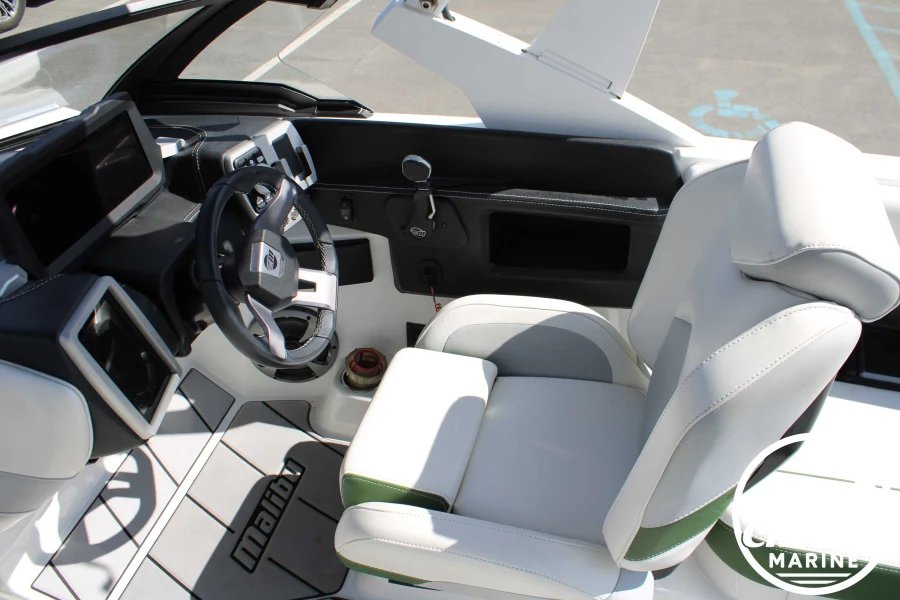 2021 Malibu Boats Wakesetter VTX for sale in , 