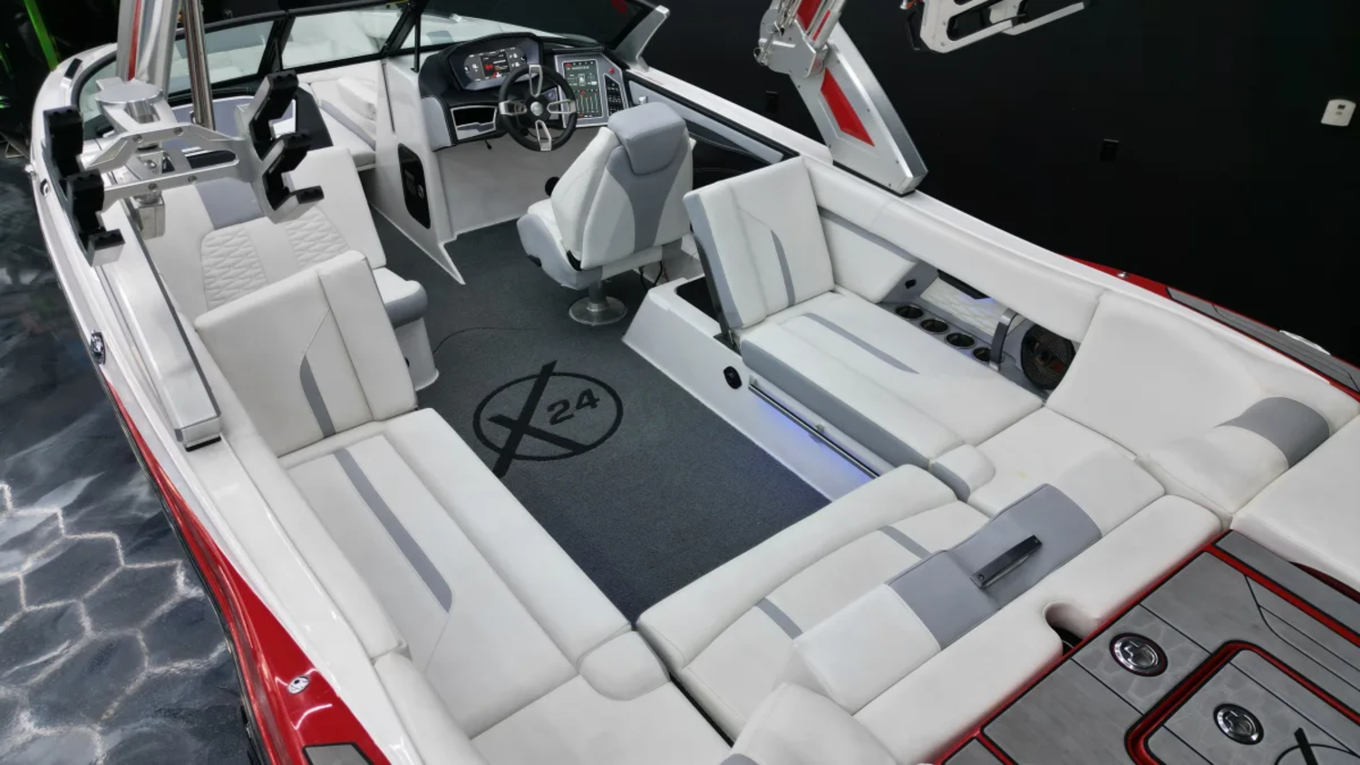 2022 Mastercraft X24