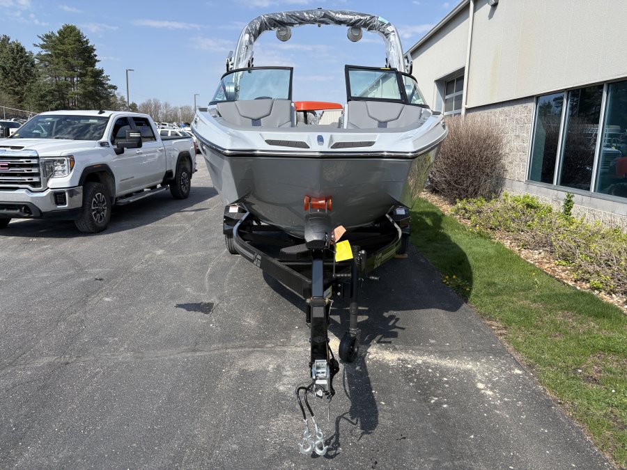 2026-mastercraft-xt20-126854-image4