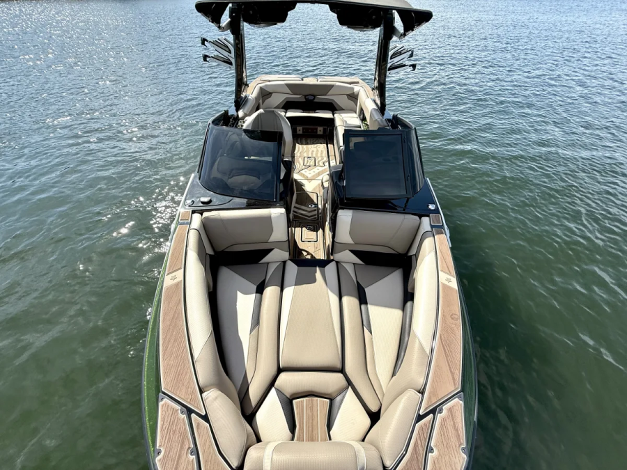 2021 Centurion Boats Ri245 for sale in Volente, Texas