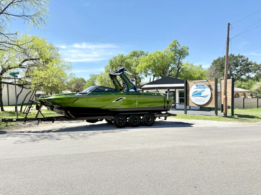2021 Centurion Boats Ri245 for sale in Volente, Texas