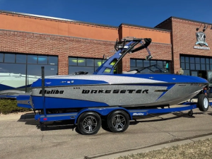 2015 Malibu Boats Wakesetter VLX for sale in Excelsior, Minnesota