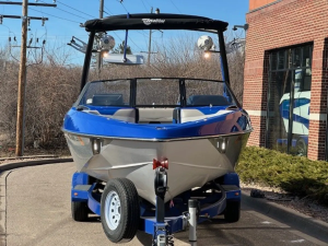 2015 Malibu Boats Wakesetter VLX for sale in Excelsior, Minnesota
