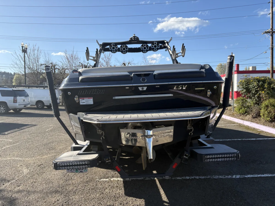 2016 Malibu Boats Wakesetter 25 LSV for sale in Oregon City, Oregon