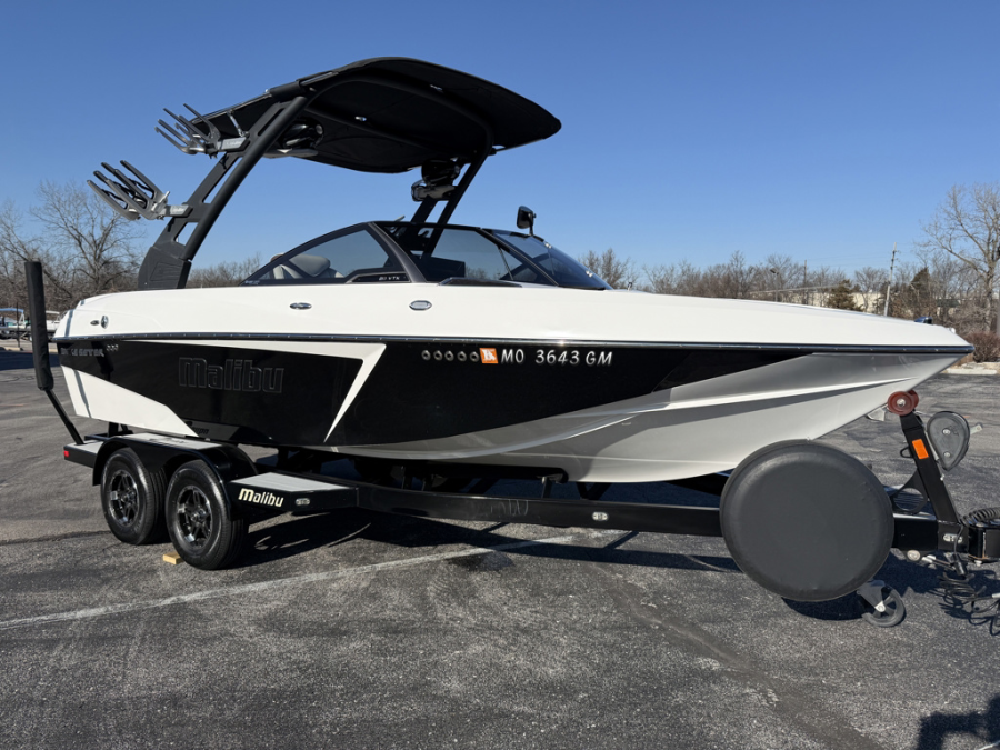 2019 Malibu Boats Wakesetter VTX for sale in O'Fallon, Missouri