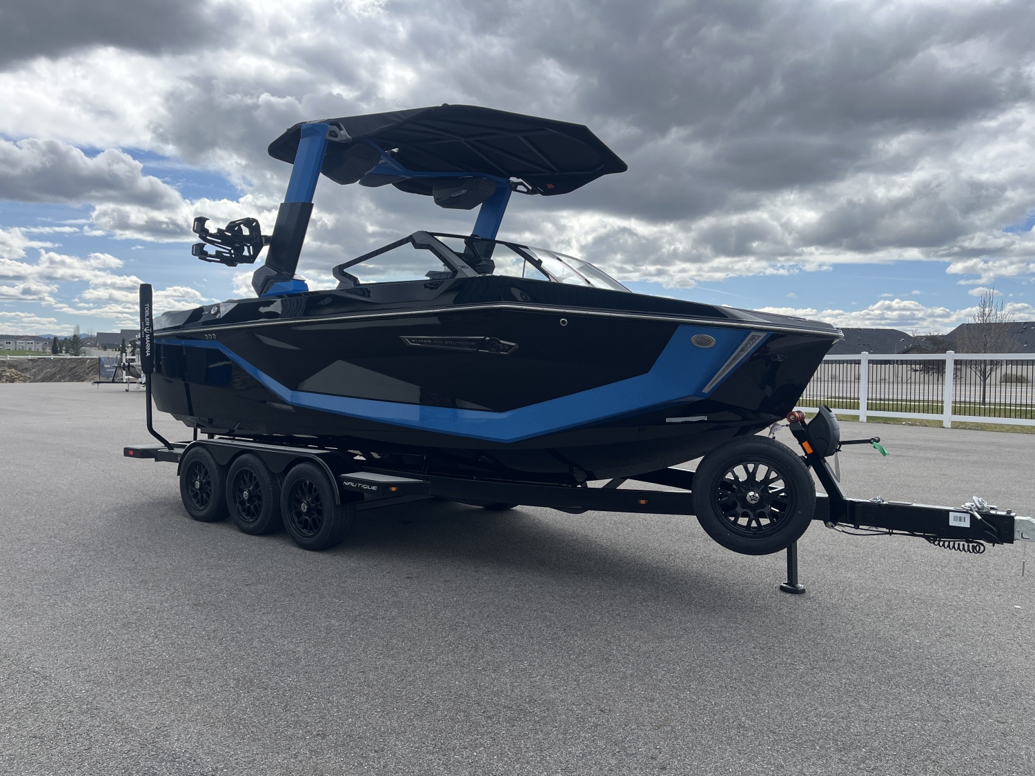 2026 Nautique G23