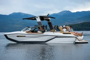 2027-nautique-g25-paragon-127061-image1