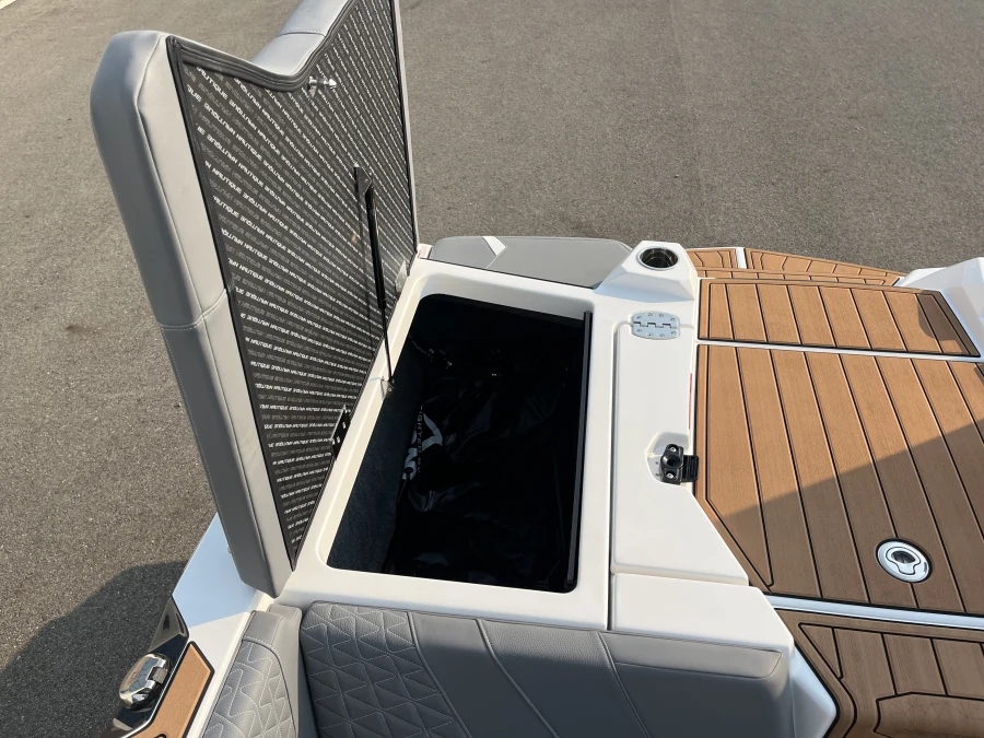 2026-nautique-gs24-127066-image29